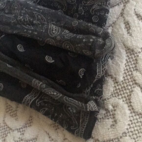 Face and Neck Covering  - Picture 6 of 7